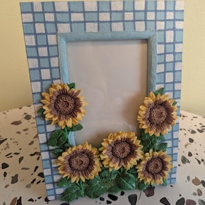 Vintage Ceramic Sunflower Picture Frame, floral blue frame 3.5x5 Photo