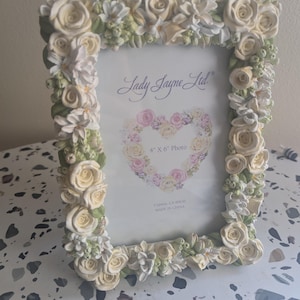 Detailed Ceramic Rose, Daisy, Lily Floral Picture Frame, Pale Yellow, Green, and White Flowers 4x6 Photo Frame