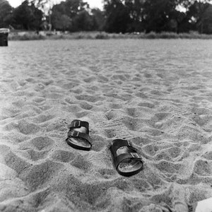 Czarno-biała sztuka do druku/ Grafika ścienna/ Dekoracja wnętrz/ Film 35 mm/ Sztuka cyfrowa.