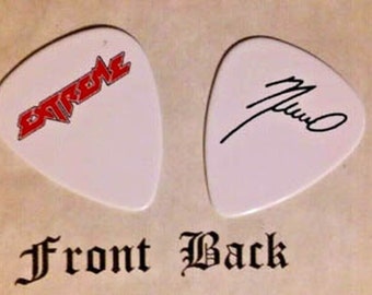 EXTREME Nuno signature Rock band double sided picture guitar pick (G4bg)