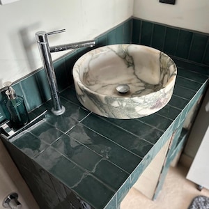 Calacatta Marble Round Vessel Sink: Vanity Top, Powder Room (18"x5")