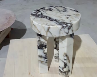 カラカッタ ビオラ 大理石 サイドテーブル：カスタムオーダースツール