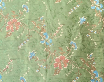 1 x 2.80 meters precious green damask San Leucio fabric with floral decoration