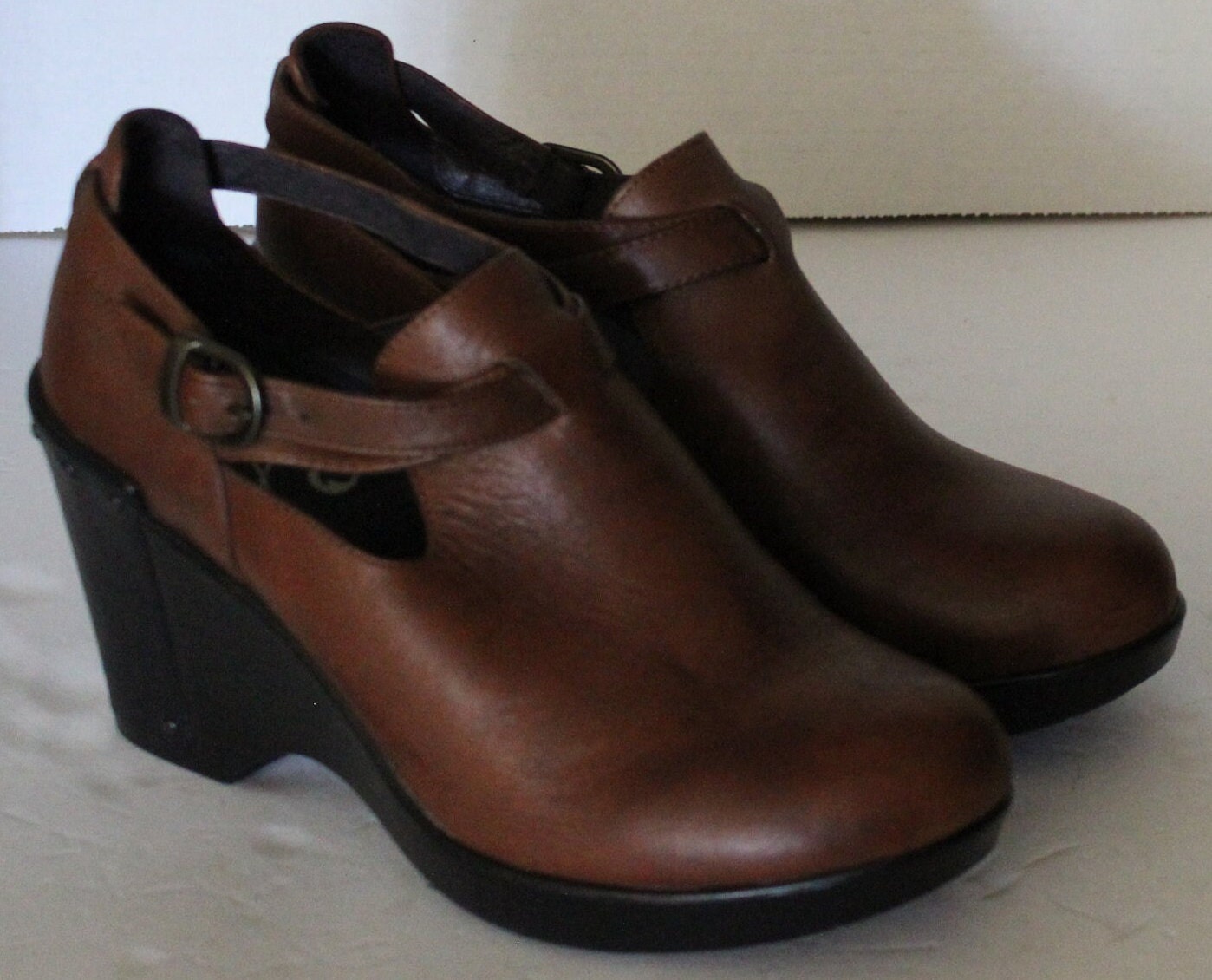 Dansko faded store stripe