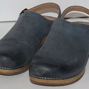 Size 38 clearance in dansko shoes