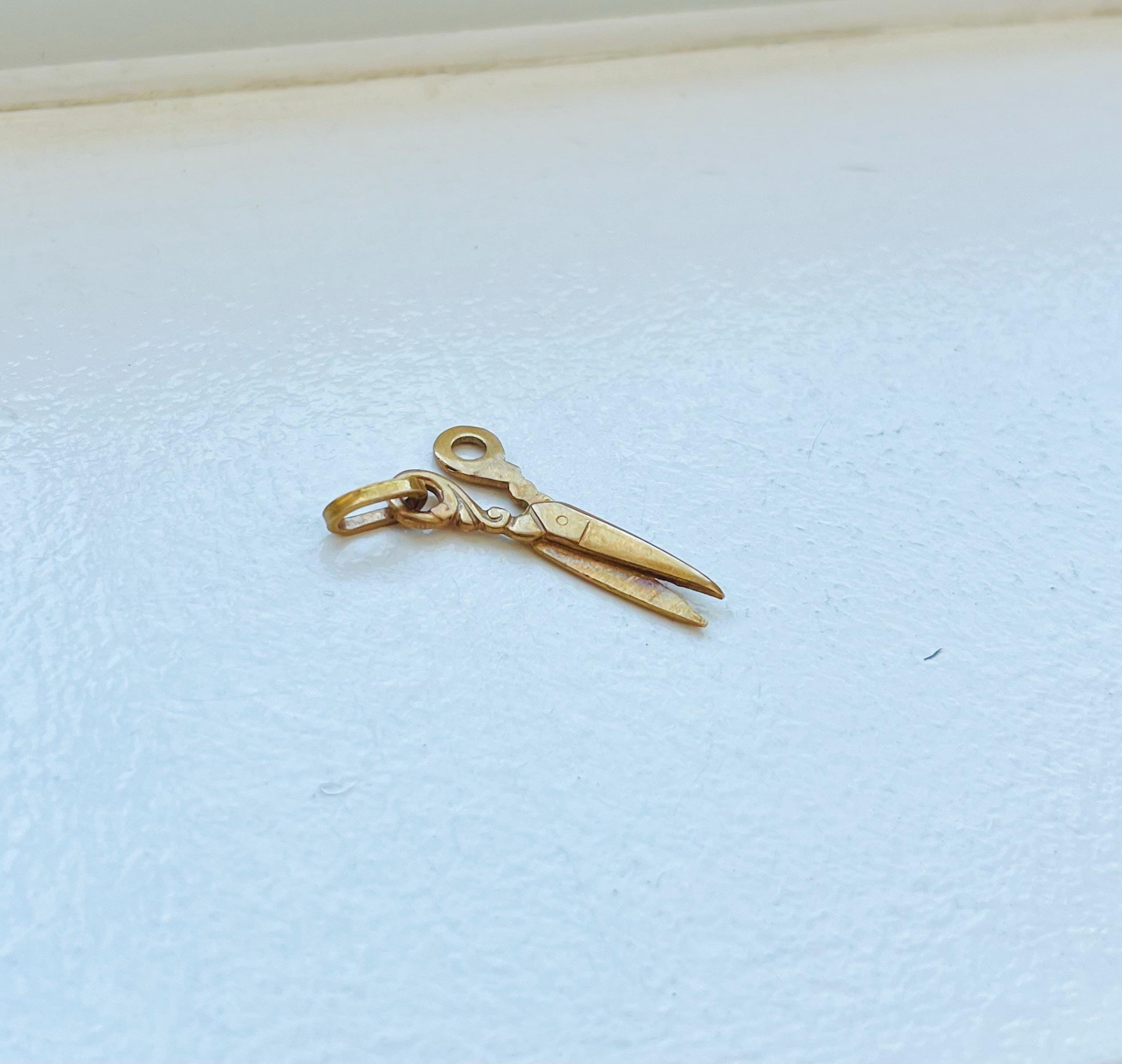 Vintage 14k Yellow Gold Scissors Charm