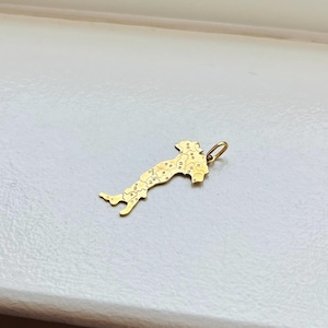 Vintage 18k Yellow Gold Italy Charm Pendant