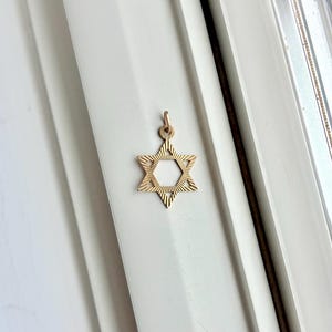 Vintage 14k Yellow Gold Engine Turned Star of David Pendant Charm