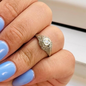 Antique 18k White Gold Filigree Ring Set with Diamond