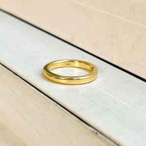 Vintage 18k Yellow Gold Thick Band