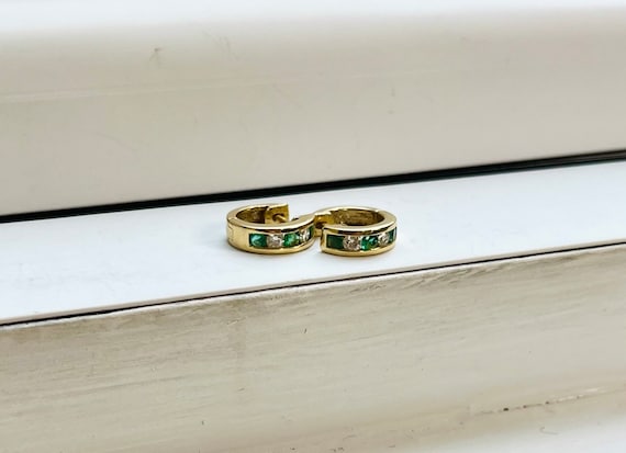 14k Gold Huggy Hoop Earrings With Emeralds And Di… - image 4