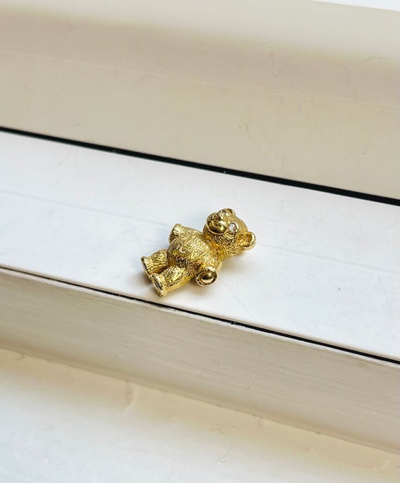 Vintage 14k Gold Teddy Bear Charm Pendant with Di… - image 4
