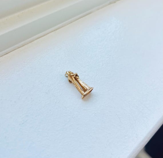 Vintage 14k Yellow Gold Man & Wife Charm View 3