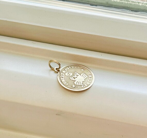 Vintage Celestial Retro 14k Gold Cancer Zodiac Ro… - image 3