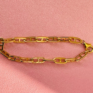 14k Gold Anchor Chain Bracelet