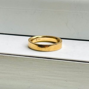 Vintage 14k Gold Thick Cigar-Style Band