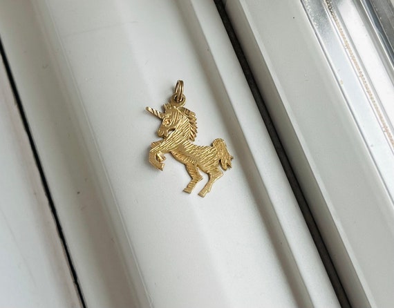 Vintage 14k Gold Unicorn Charm Pendant - image 3