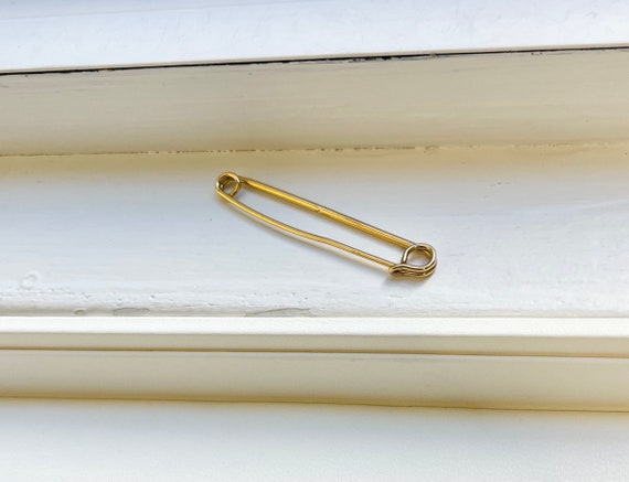 Vintage 14k Gold Safety Pin Charm - image 1