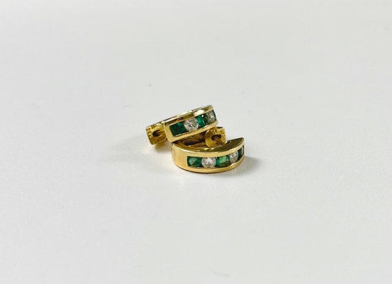 14k Gold Huggy Hoop Earrings With Emeralds And Di… - image 7