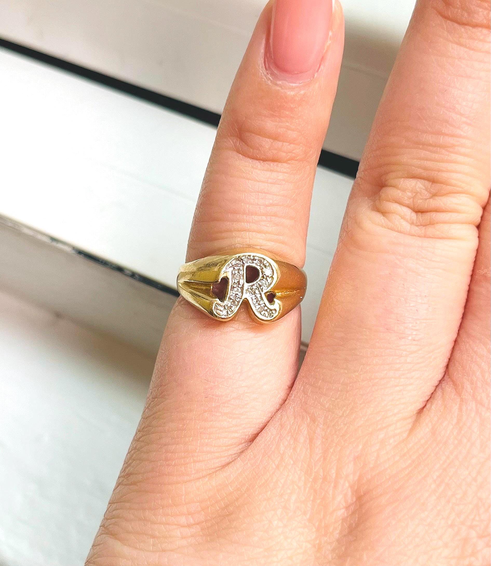 Vintage Retro 14k Yellow Gold Letter “R” Initial Ring Set With