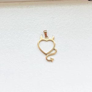 Vintage 18k Yellow Gold Devil Heart Pendant Charm