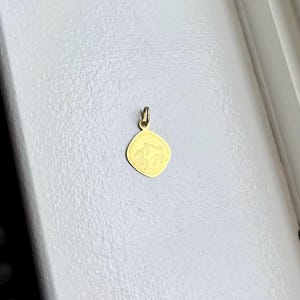 Vintage 18k Yellow Gold Taurus Zodiac Pendant Charm