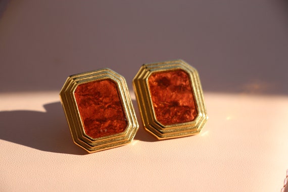 Lovely Vintage Earrings Gold and Brown - image 1