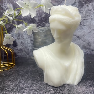 Huge Artemis Greek Goddess Bust Candle, Classical Sculptural Handmade Aesthetic Soy Candle, Greek Mythology Sculpture / Statue, Home Decor