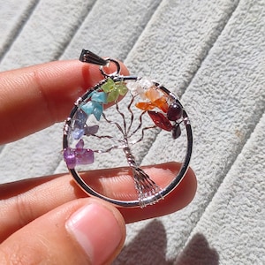 Gratis expresverzending, levensboom, verpakking van 20 stuks chakra-hangerkettingen, 7 chakra's steengenezing handgemaakte hanger ketting sieraden cadeau
