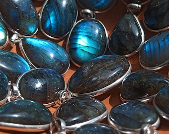 Natural Labradorite Gemstone Pendant: Non-Tarnish Silver Bezel