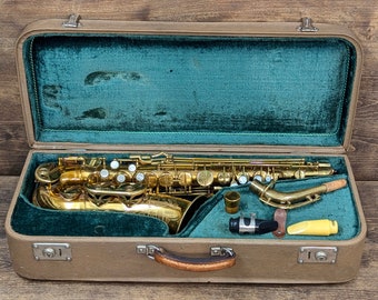 Vintage Toneking Saxophone: Czechoslovakia, Original Case & Mouthpiece