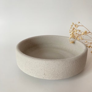 Minimalist Concrete Bowl, Concrete Planter, Succulent Planter, Concrete Storage Bowl, Concrete Dish, Housewarming Gifts