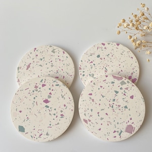 Zachte kleuren terrazzo-onderzetters, rond terrazzo dienblad, tafelaccessoire, kerstcadeaus