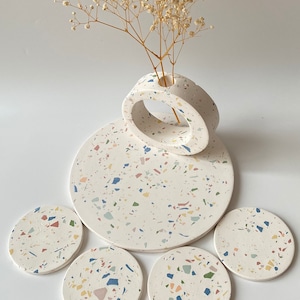 Ovaal terrazzo dienblad, 4 set onderzetters, rond terrazzobord, terrazzovaas, terrazzokom, housewarmingcadeaus