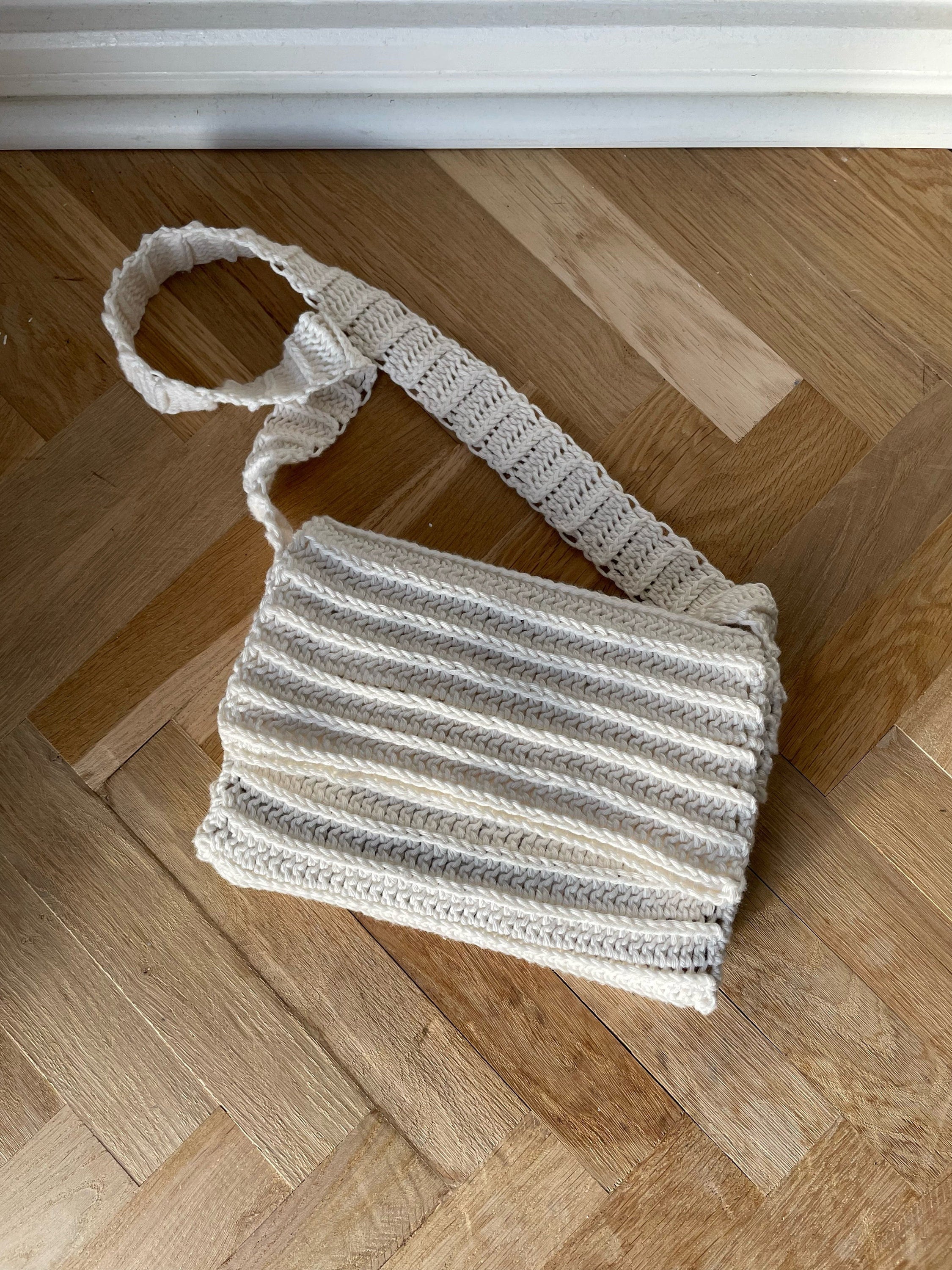 40 Crochet Shoulder Bags with Crossbody Bags, Tote Bags, and Bucket Bags 17 Eden Crochet Tote Bag