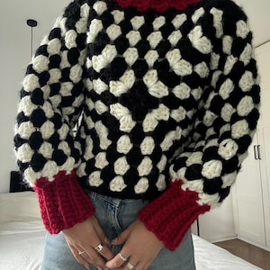 Chunky Granny Crochet Sweater Pattern I Beginner Friendly Crochet Pullover Pattern I Kenikse Crochet