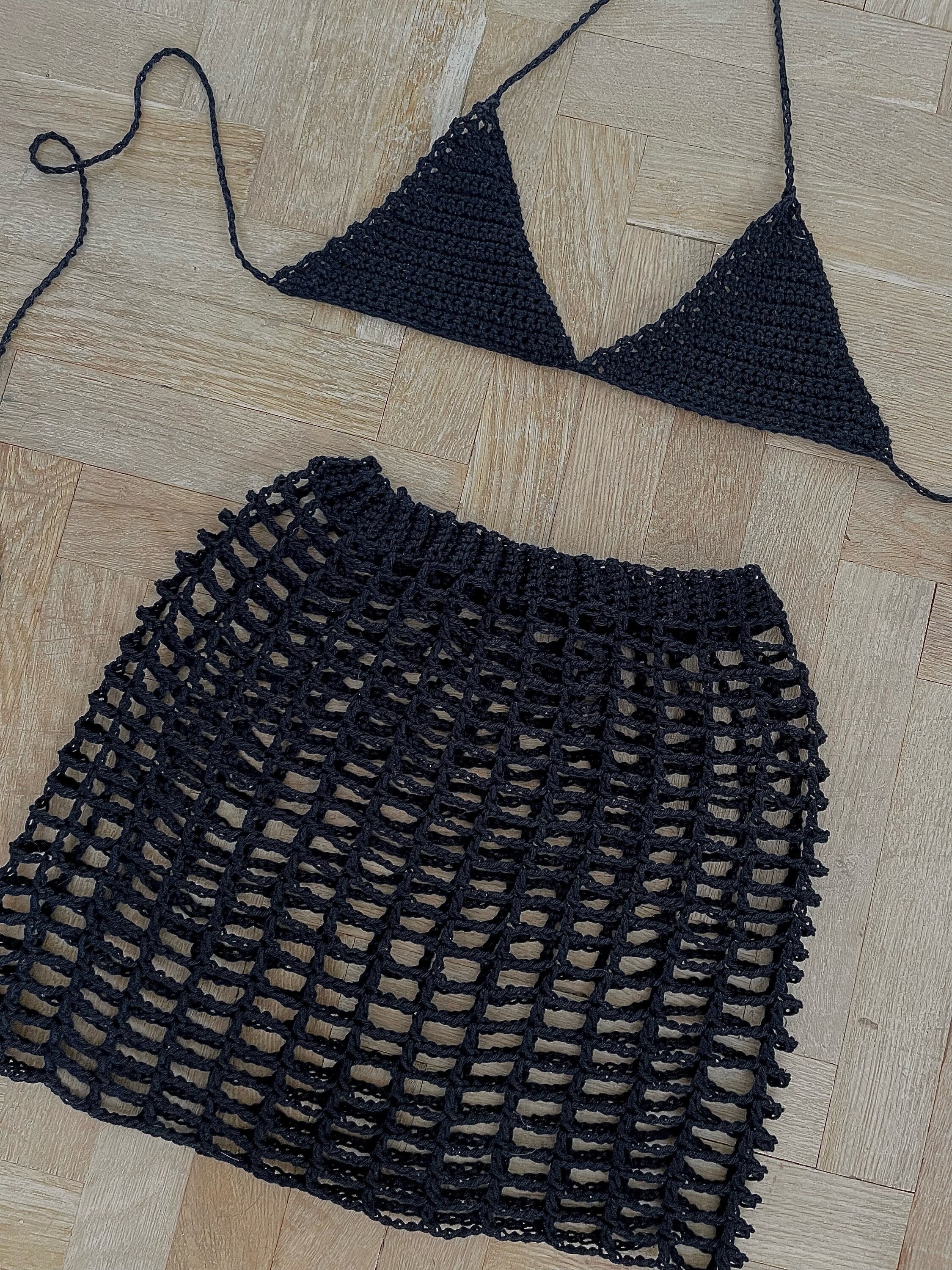 21 Bikini Top Crochet Patterns for Handmade Swimwear, Bralettes, and Beach-Ready Tops 10 Crochet Bikini Top and Mesh Skirt Pattern Beginner