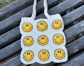 Crochet Tote Bag Pattern, Granny Square Bag Pattern, Smile Bag Crochet Pattern, PDF File Only