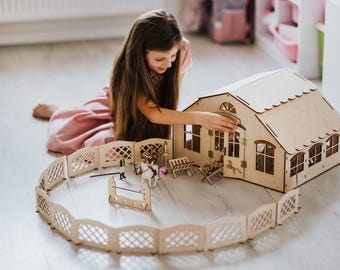 Wooden stable 6 stalls +Personalization+ accessories + LED lighting– compatible with Schleich figures, FULLY ASSEMBLED