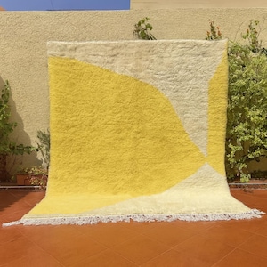 Pastel Yellow Moroccan Rug – Handmade Beni Ourain Wool Carpet – Custom Berber Rug – White and Yellow Area Rug – Modern Moroccan Interior