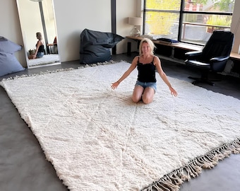 Handmade Moroccan Beni Ourain Wool Rug – Oversized White Berber Carpet, Minimalist Modern Interior Decor