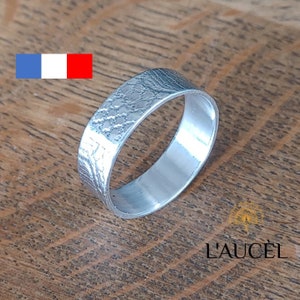 Anpassbarer Ring aus massivem Silber mit Spitzenmuster. Designer-Schmuck.