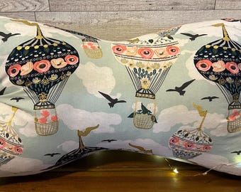Romantic Hot Air Balloons 3 Sided Bone Shaped Travel Pillow, Multipurpose Pillow, Supportive Comfort for Side Sleepers, Lumbar Support