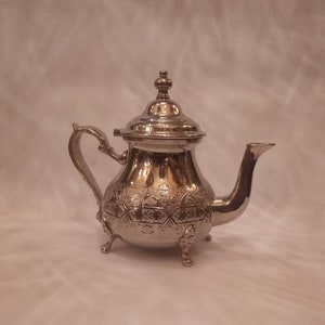 Moroccan artisanal teapot, Moroccan silver teapot, handmade Moroccan teapot
