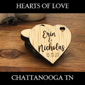 Heart Shape Wedding Favor Tags - Wooden Wedding Hearts - Custom Name and Date Tag - Wedding Table Decoration - Custom Wedding Favours - AA19