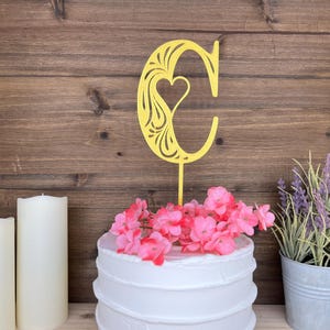 Initial Cake Topper, A-Z Letters Birthday or Wedding Celebration, Monogram Cake Charm, Event Party Decoration, Bridal Shower Keepsake Gift