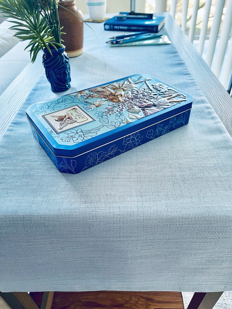 Double Sided Pastel Blue Table Runner With Little Glitter Effect Easter