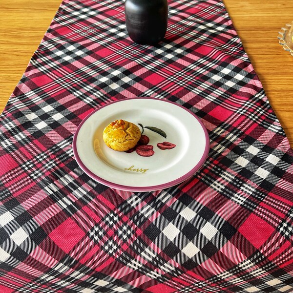 Ged Tartan Crest Table Runner - Cotton table runner main image 1