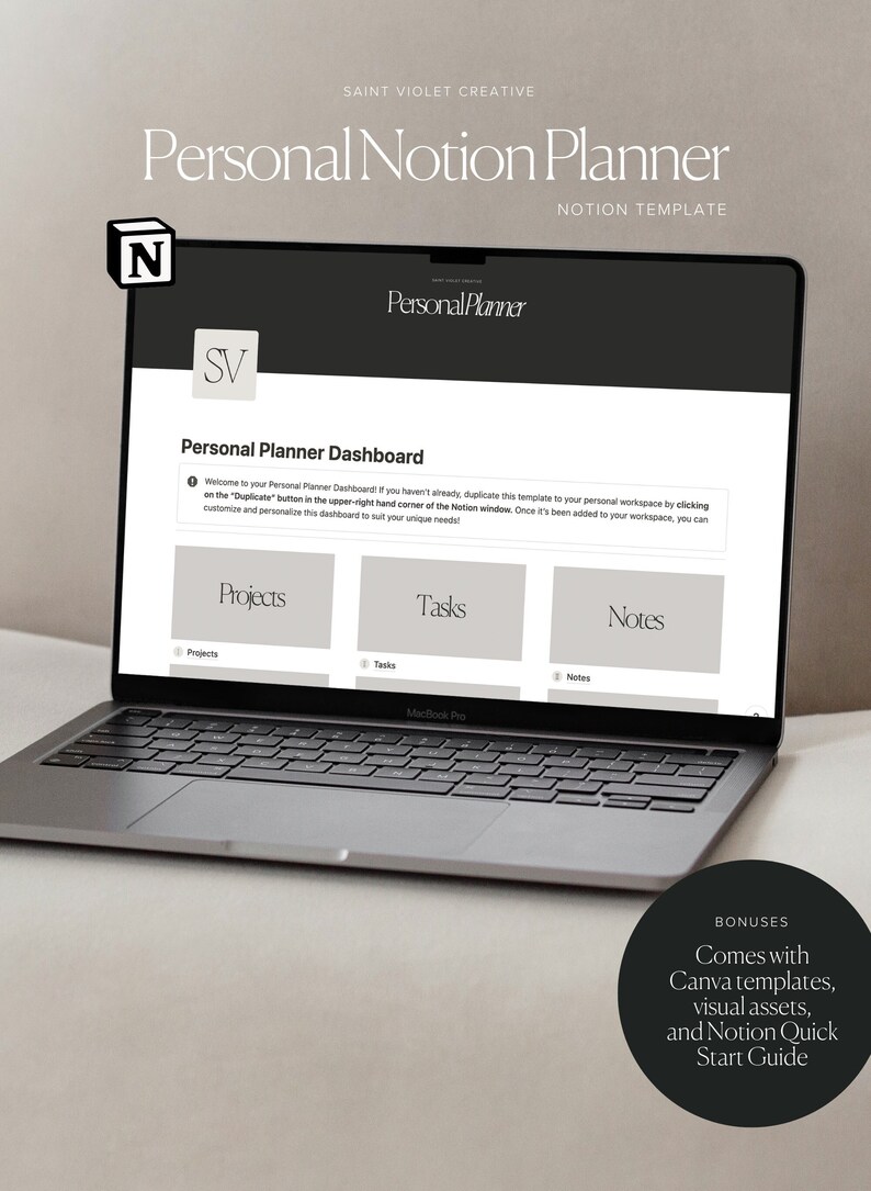 Puede incluir: Un ordenador port&aacute;til que muestra una plantilla de Notion para un planificador personal. La plantilla tiene secciones para proyectos, tareas y notas. El port&aacute;til est&aacute; sobre una superficie beige claro. El texto en la pantalla dice "Personal Planner Dashboard".