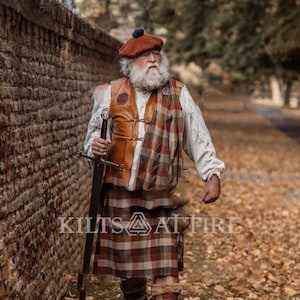 Scottish Men's Handmade Great Kilt 16th Century Highland Vintage Kilt Tartan Great Kilt Available in 45+ Tartans.